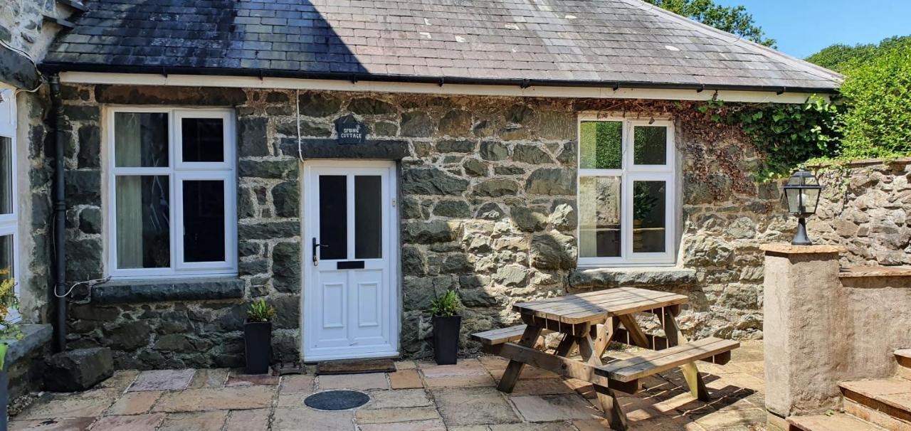 Spring At Pen Y Coed Hall With Hot Tub